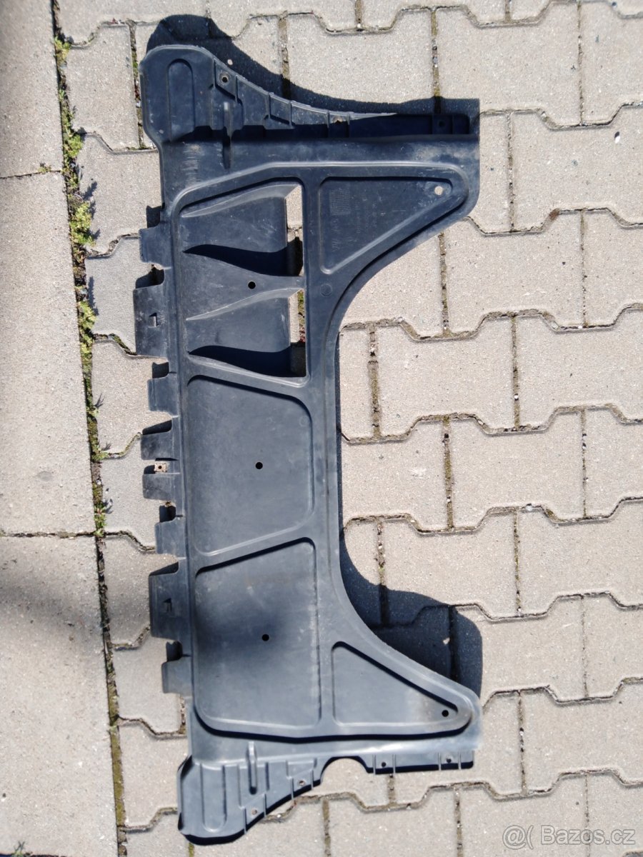 Kryt motoru octavia 3