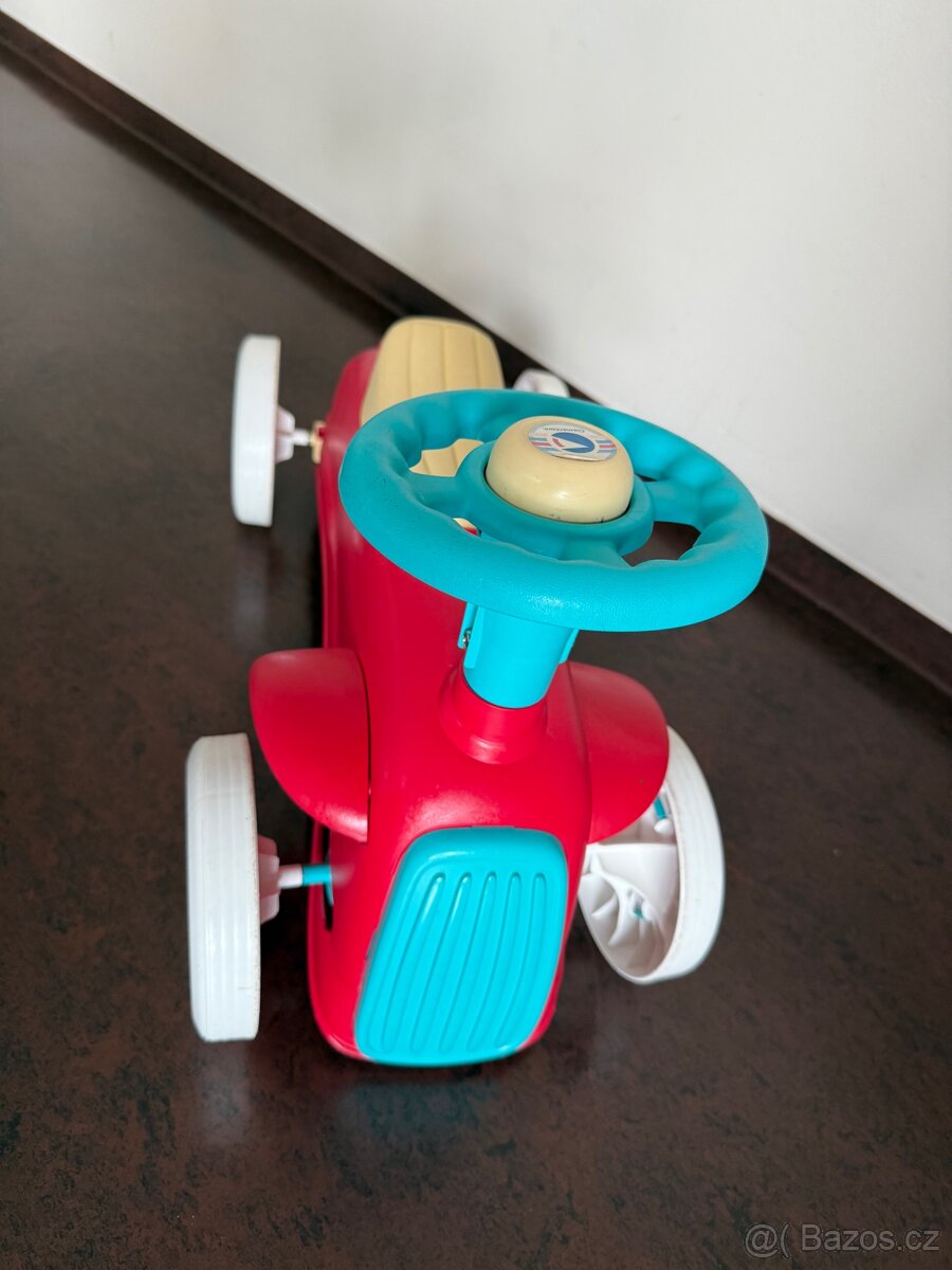 Clementoni Moje první autíčko Walker