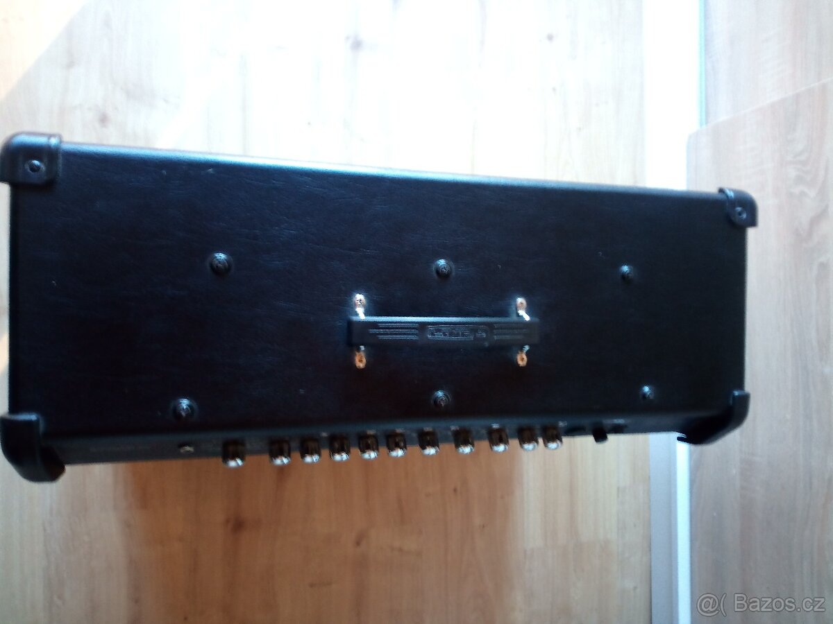 Kombo line 6 spider IV 150w + pedál