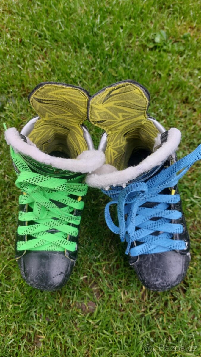 Brusle Bauer vapor x4, velikost y11, délka stélky 19 cm