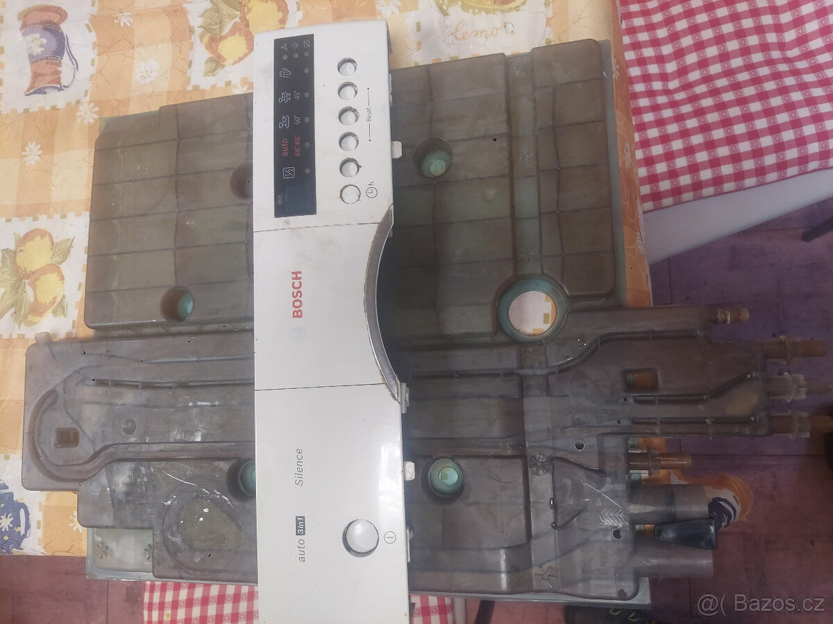 Náhradní díly na myčku BOSCH SRS45T72EU 45cm