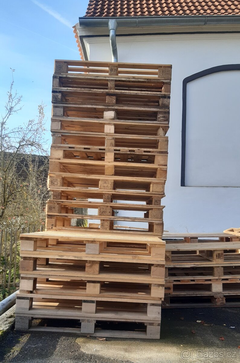 Dřevěné palety 100x120cm , 90x110
