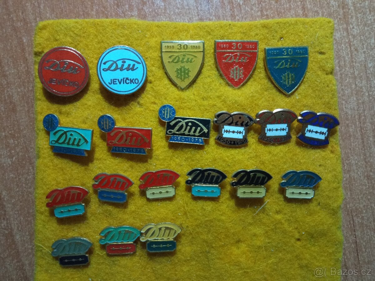 Odznaky Diu, výroba žiletek , 20 ks .