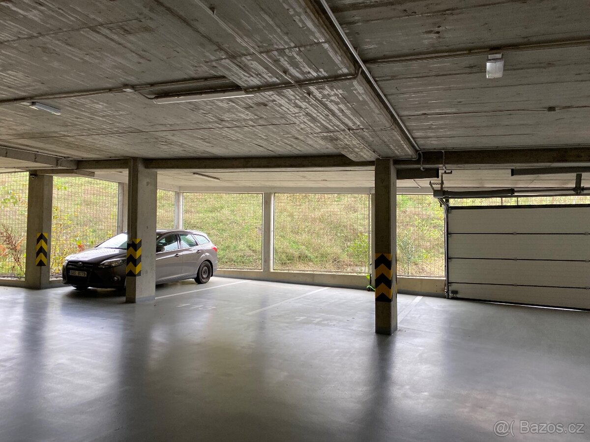 Garazove stani Harfa,Cerpadlova