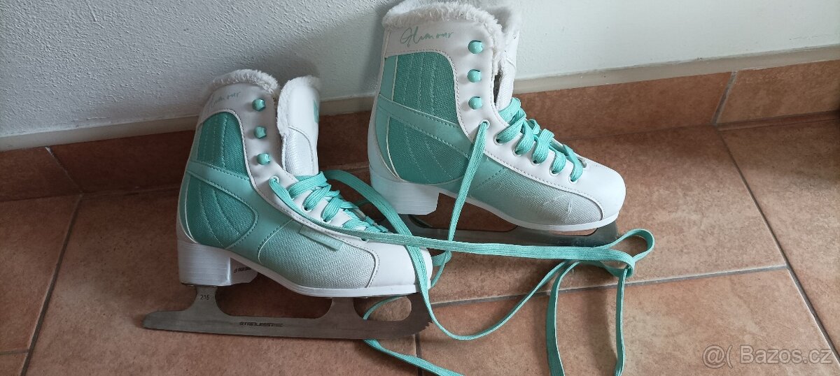 Dívčí brusle vel 34 - 21,8 cm