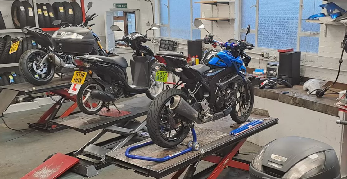 Motoservis čtyřkolek a motorek