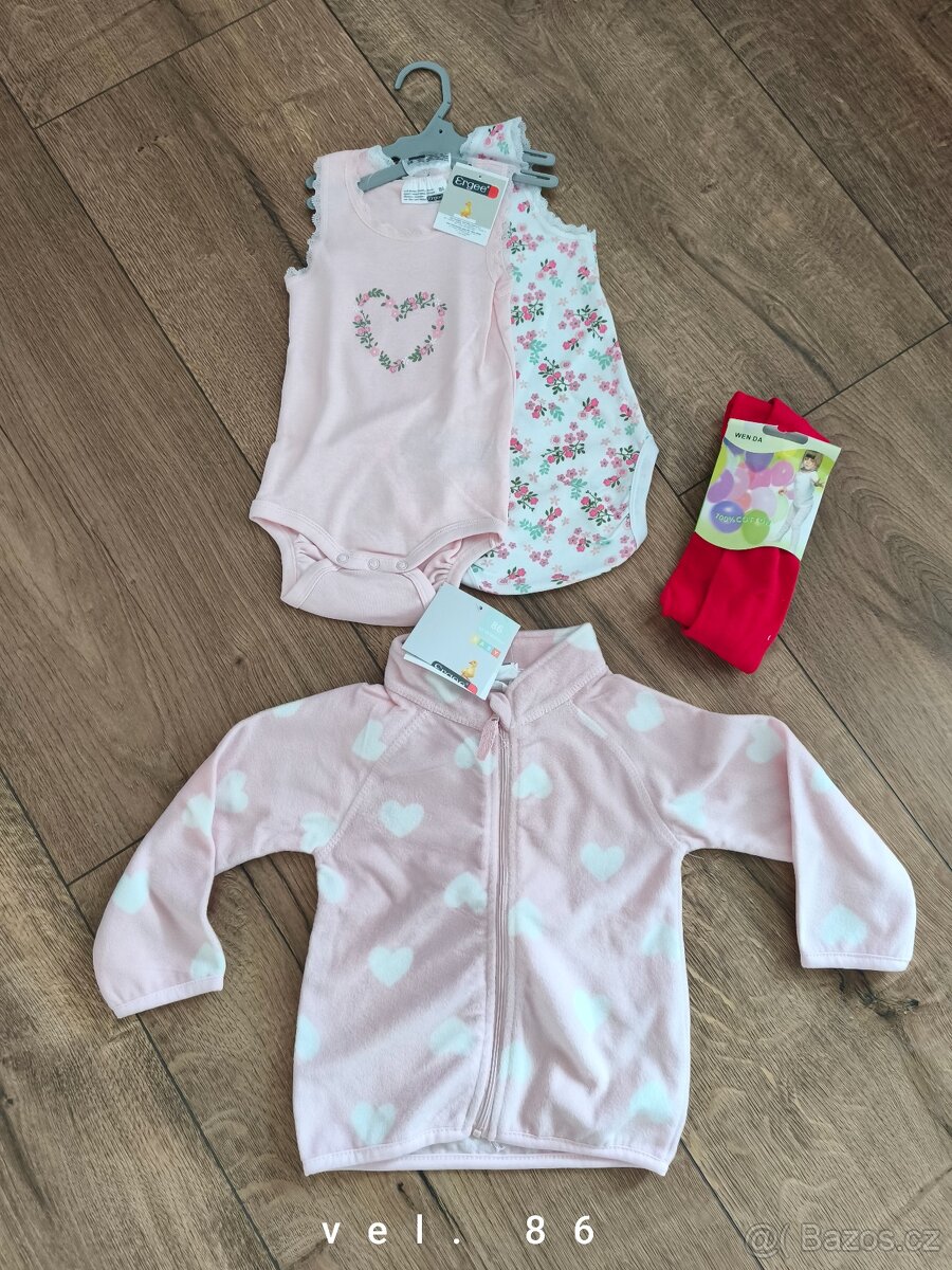 Nové oblečení holčička velikost 86