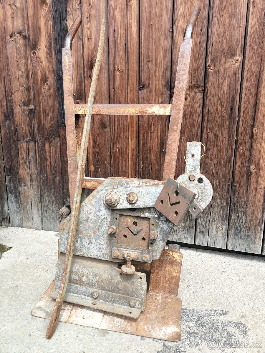 Profilové pákové nůžky