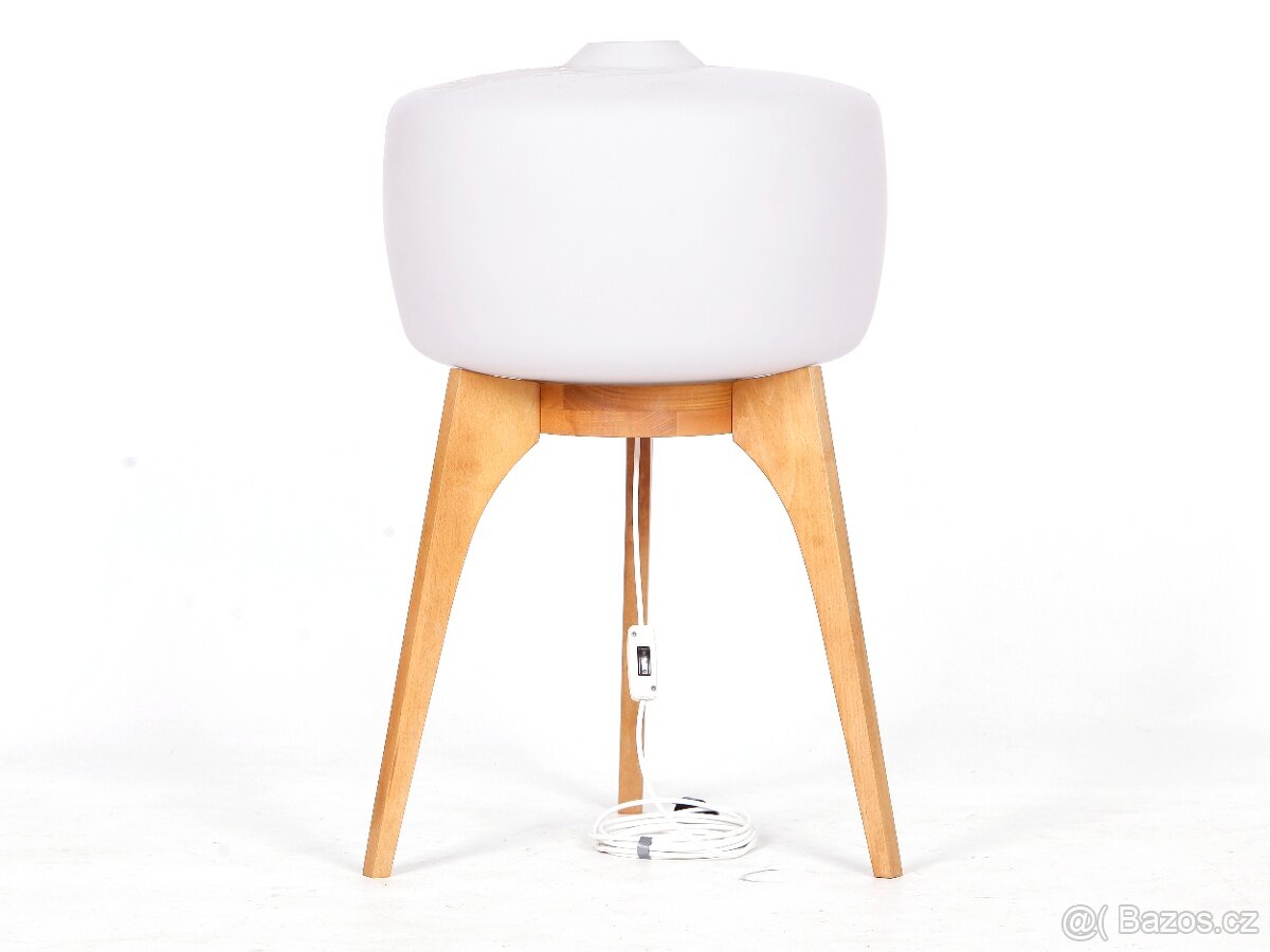 Velká podlahová lampa, výroba ÚLUV vel XXL