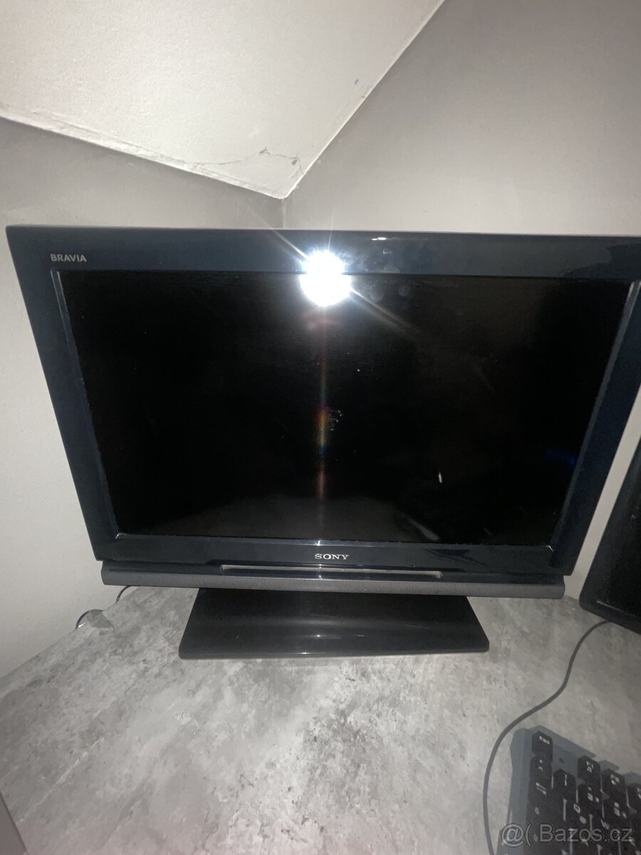 Prodám Televizi Sony Bravia 66cm