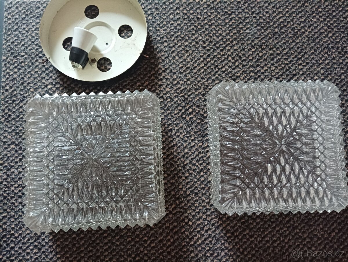 Skleněné stínidlo