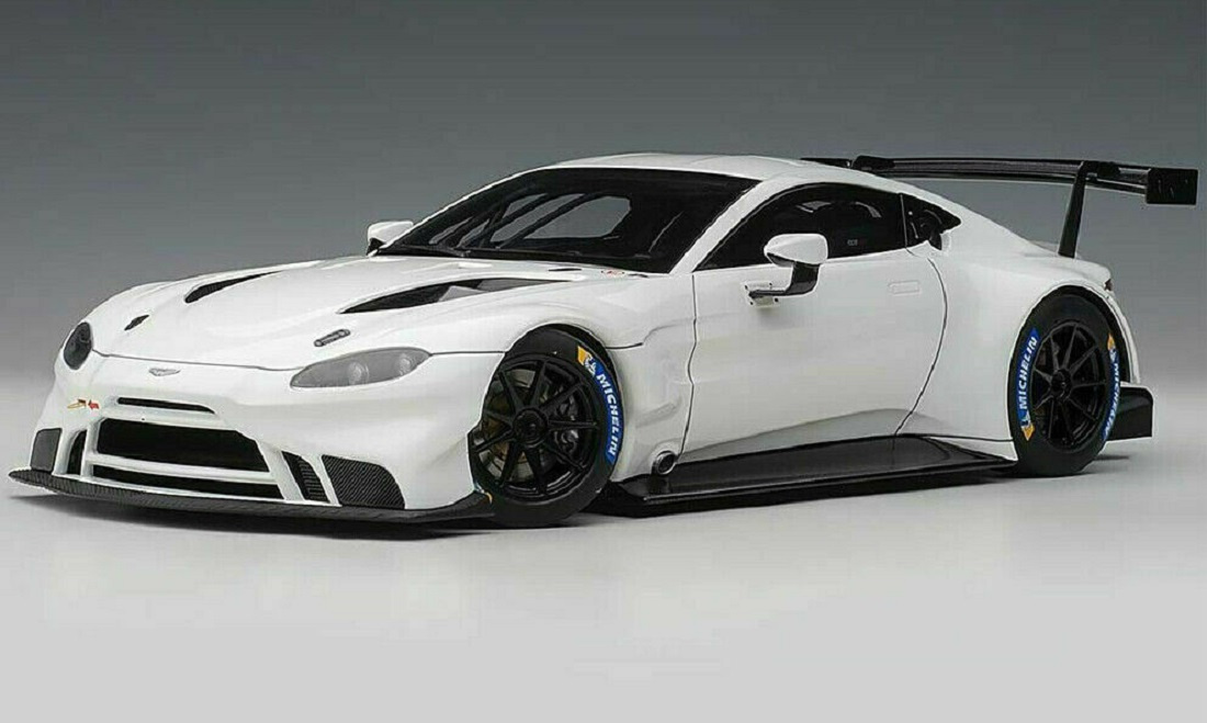 1:18 Aston Martin Vantage GTE LE MANS 2018 AUTOart