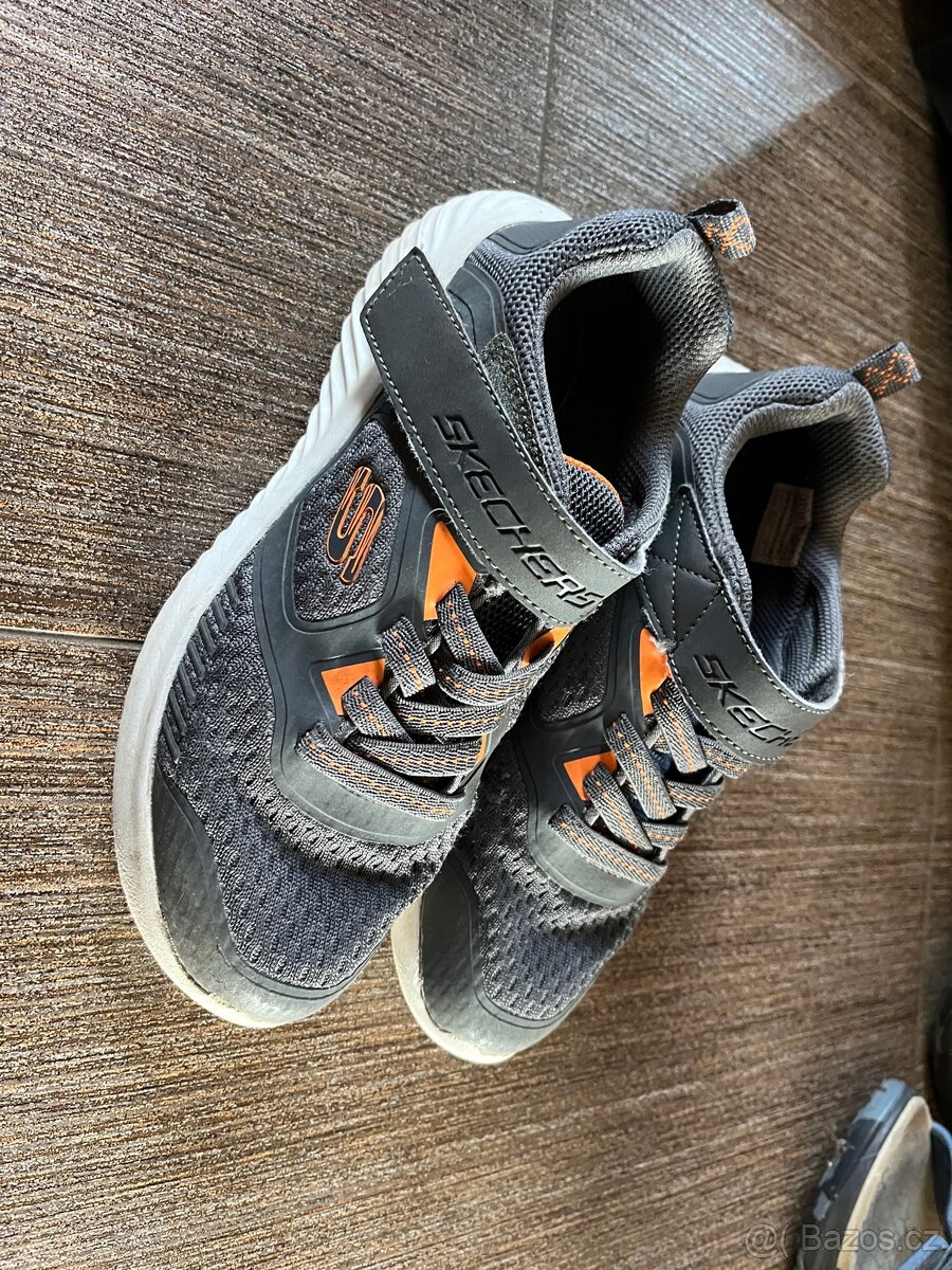 Dětské boty Sketchers vel. 34