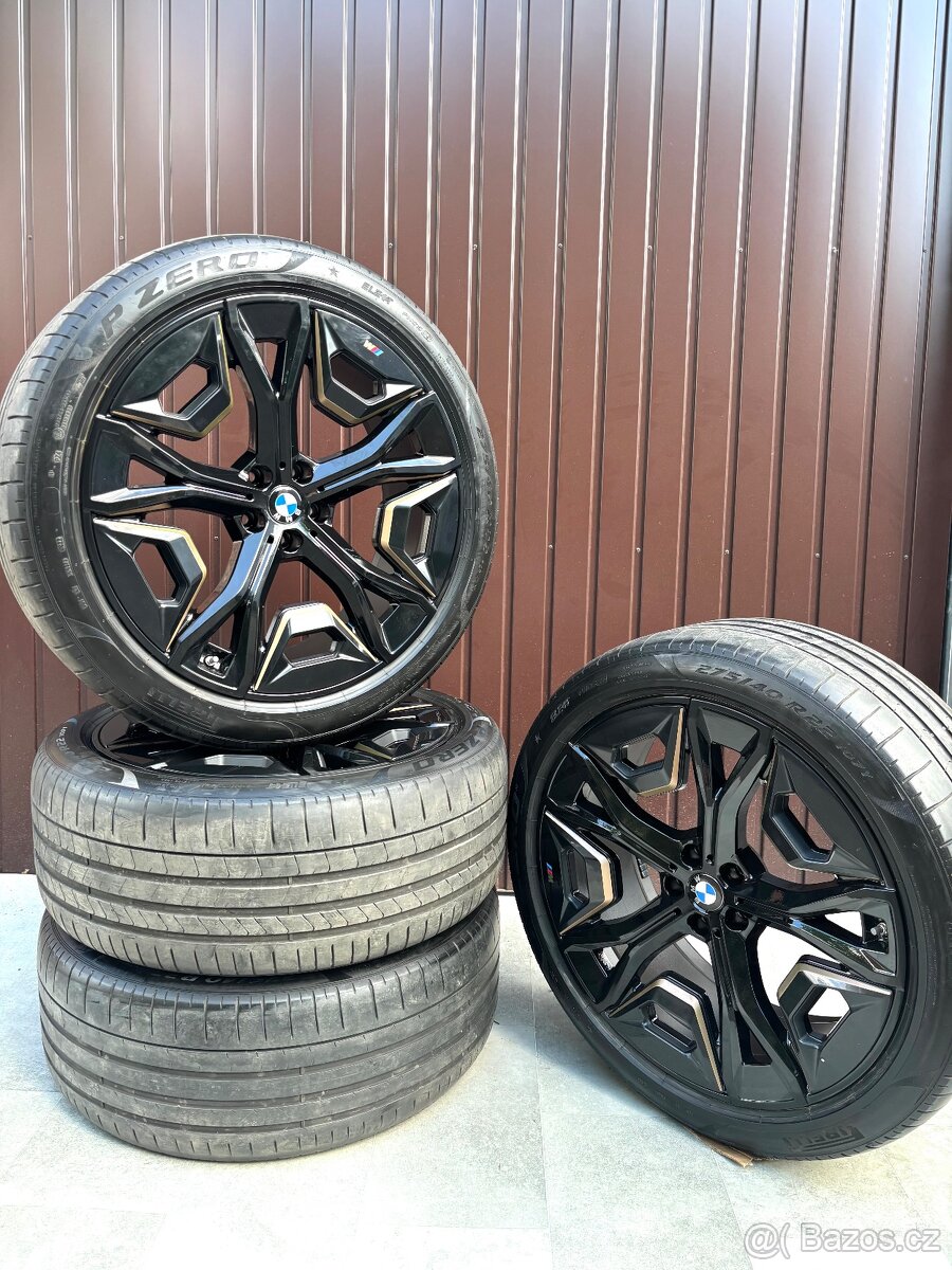 BMW R22 IX orig. 22" alu disky s Letní Pirelli Xm