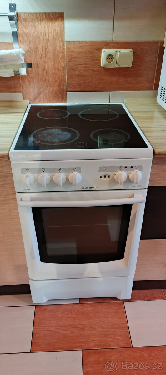 Sporák Elektrolux