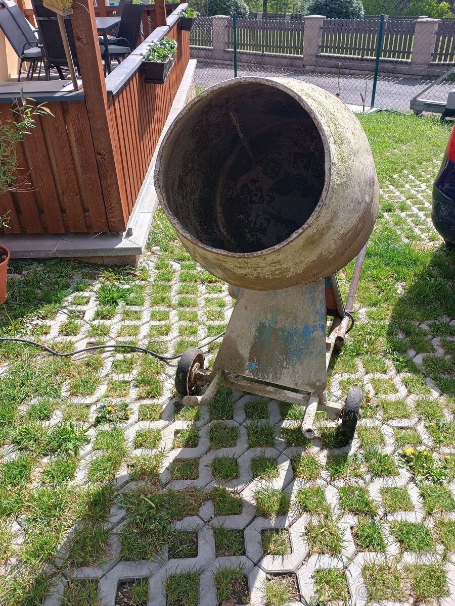 Stavební míchačka 380V