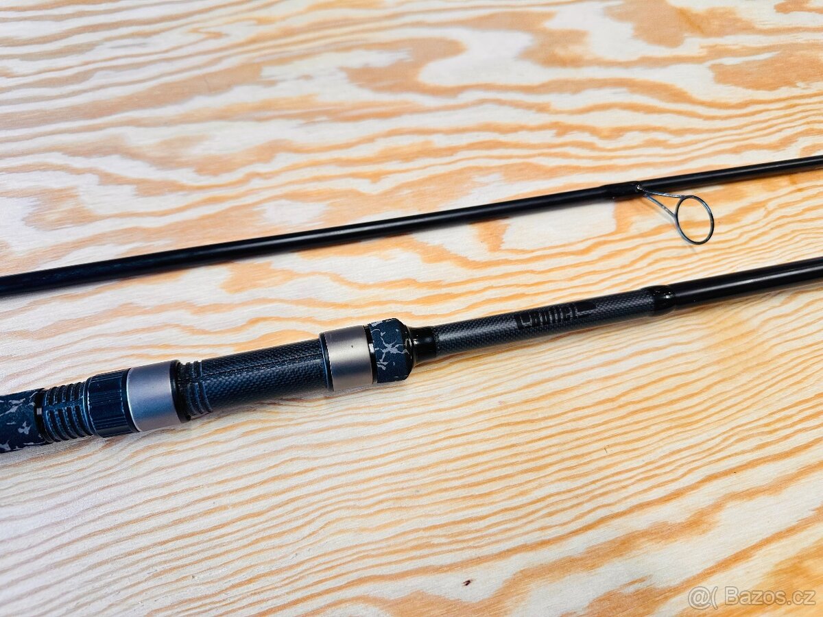KAPROVÝ PRUT FORGE TACKLE FORGE BULLET CARP ROD 3,0 M / 3,5