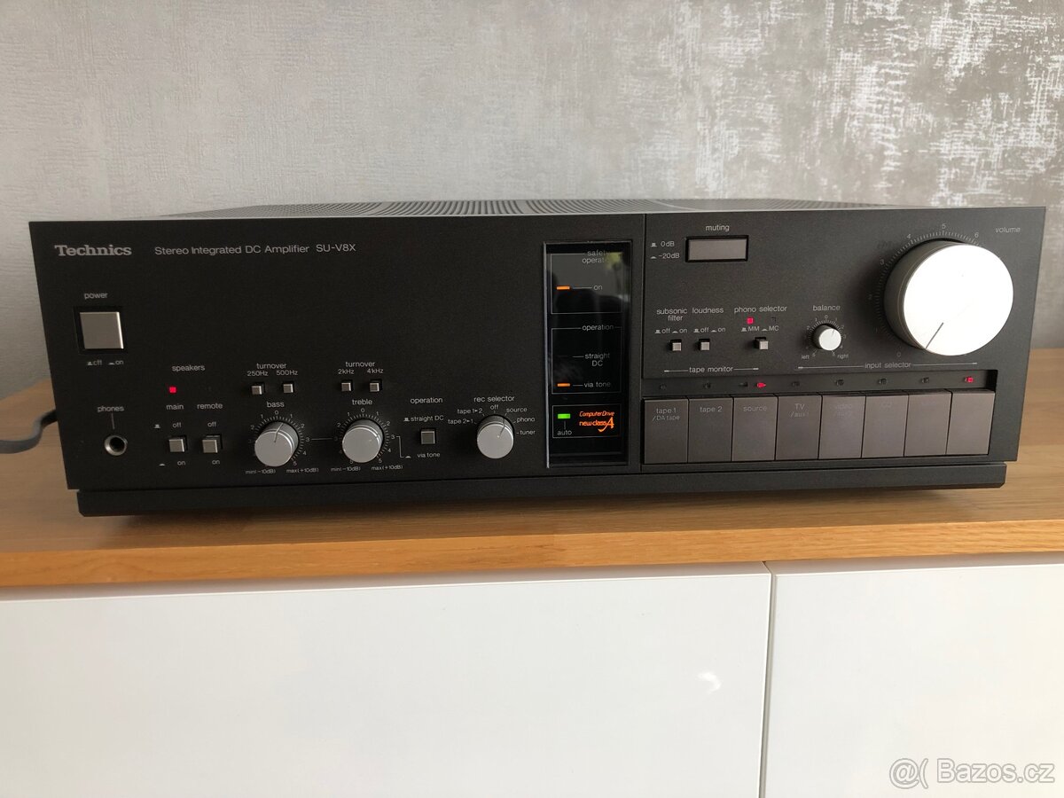 Zesilovač Technics SU- V8X