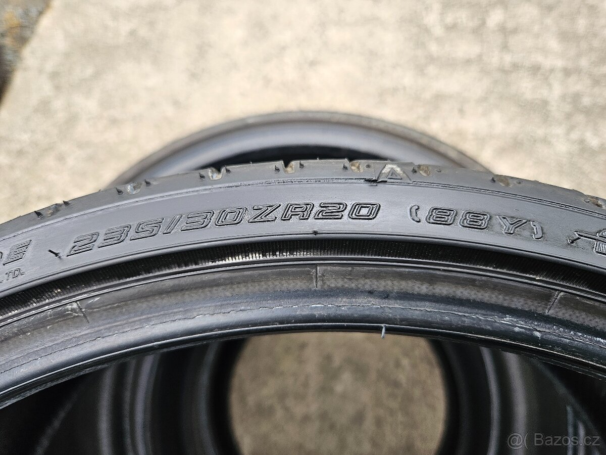 235/30R20 88Y Falken Azenis FK510 2ks 4mm