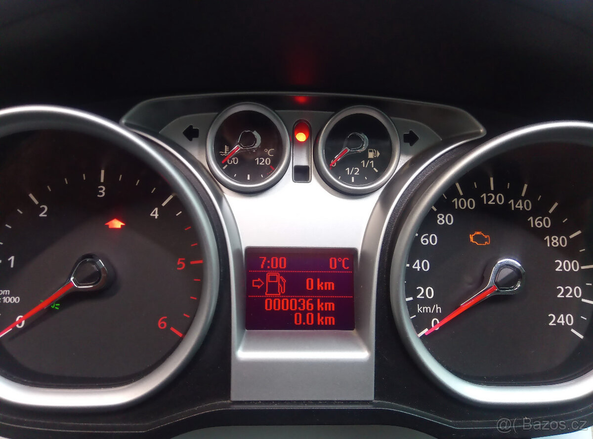 FORD FOCUS II POLODOT 8V4T-10849-GG TOP STAV tachometr panel