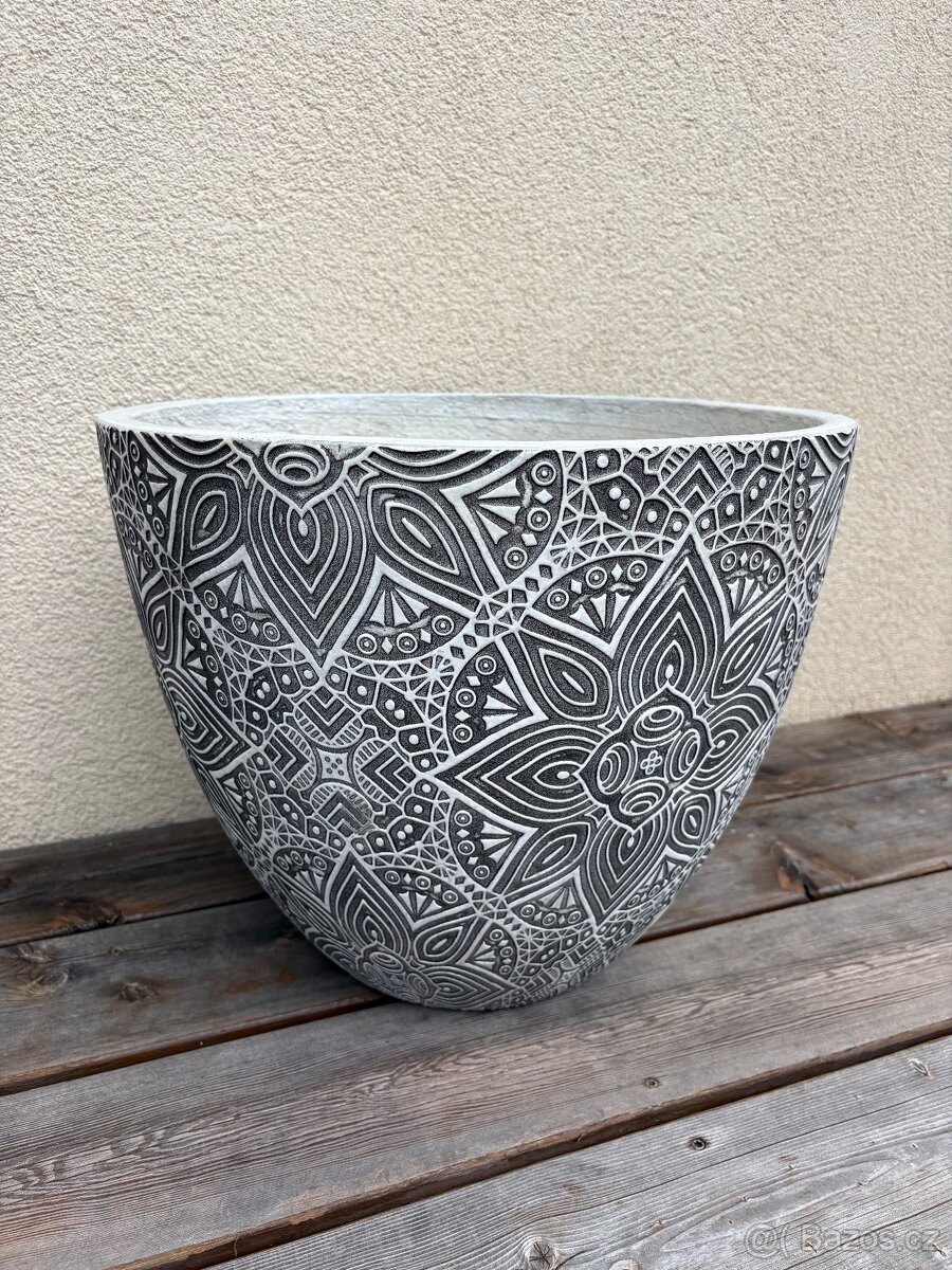 Velký květináč Ø 44 x 36 cm