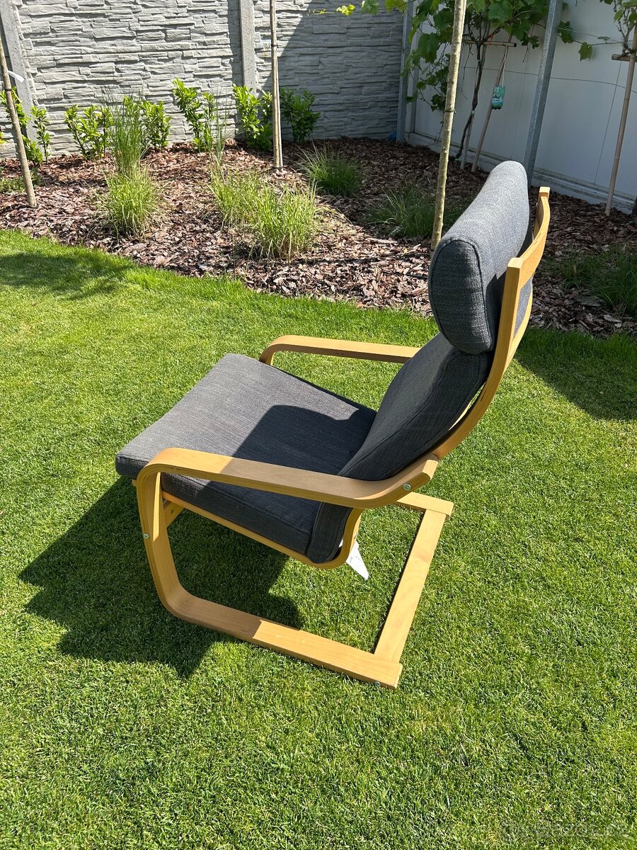Křeslo z OŘ Ikea - tmavě šedý polstr