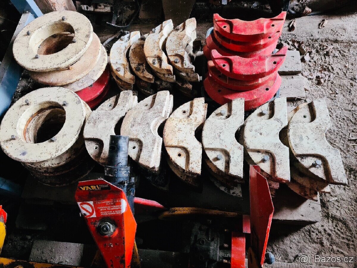Prodám závaží na malotraktor TERA VARI