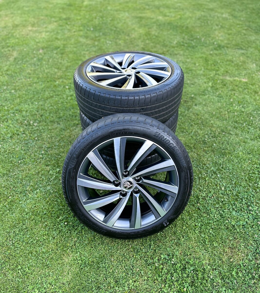 ALU kola Perseus R18 Skoda Octavia 4