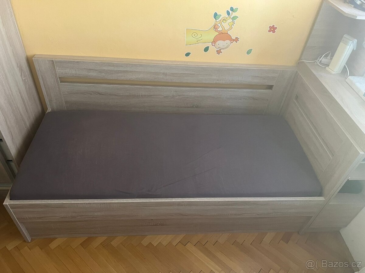postel s úložným prostorem a roštem 90x200