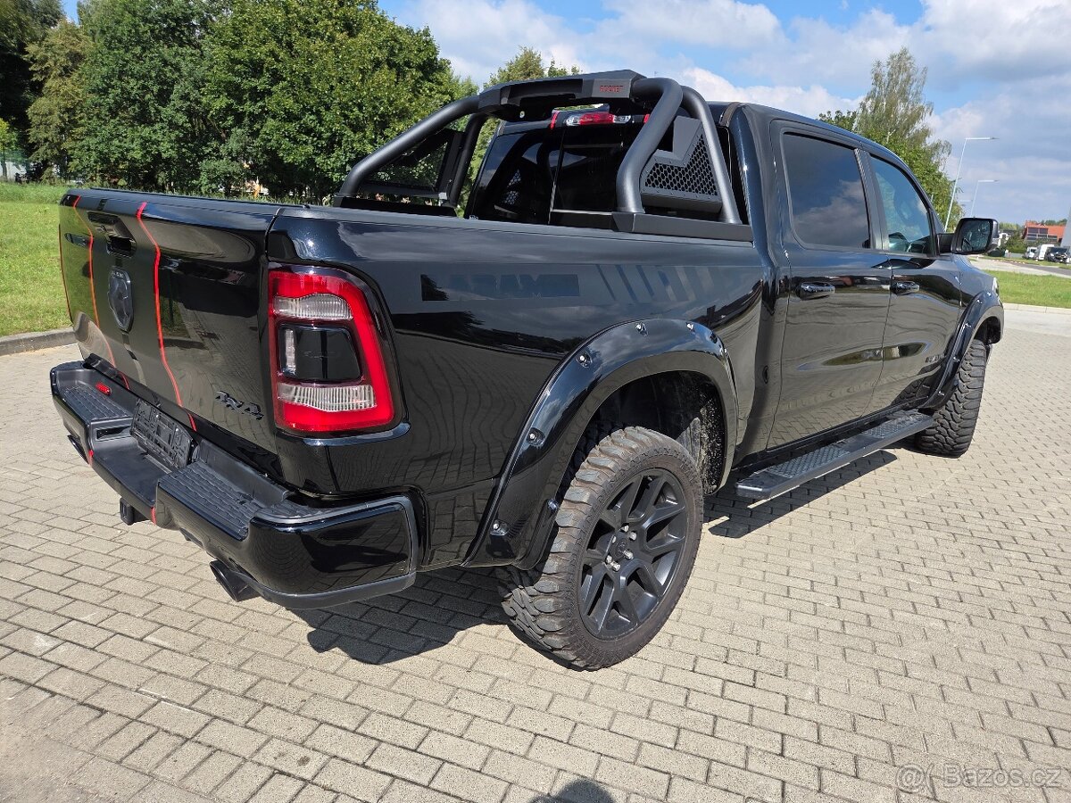 DODGE RAM 1500 5.7 HEMI HARMAN PANORAMA FULL LED