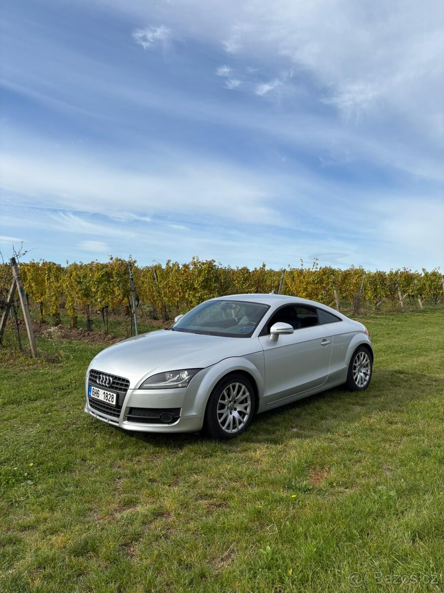 Audi TT (8J) 2,0TFSI 147kw manual