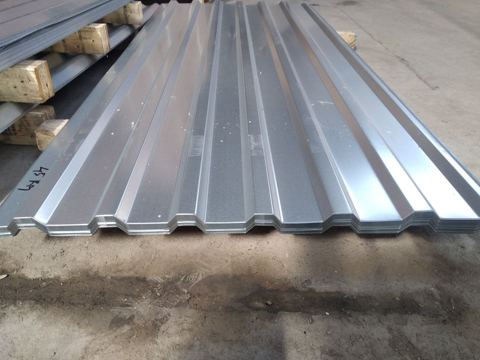 Nový trapéz, pozink, rozměr 910x2000 mm, 0,4 mm