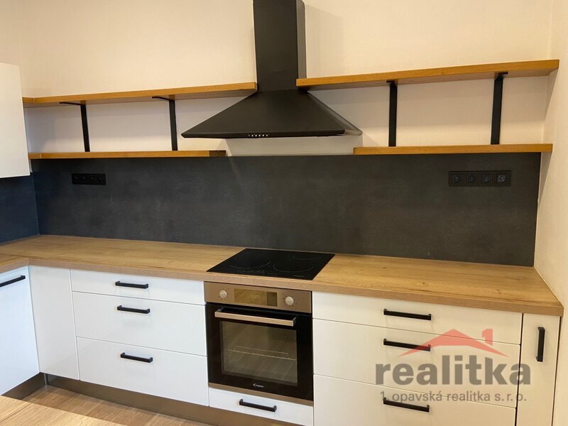 Prodej velkého bytu 4+1, 109 m² se zahradou, ul. Olomoucká, 