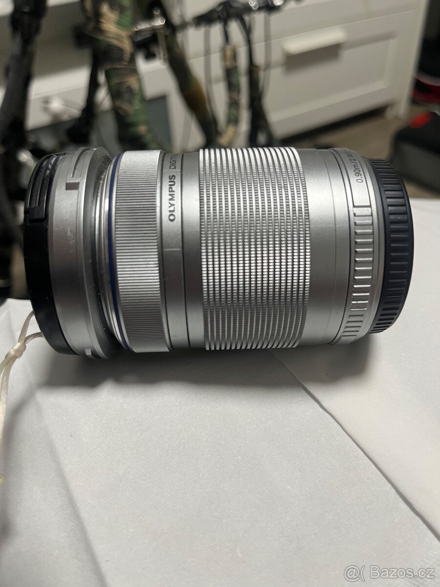 Olympus M.Zuiko Digital 40–150 mm f/4–5.6 R