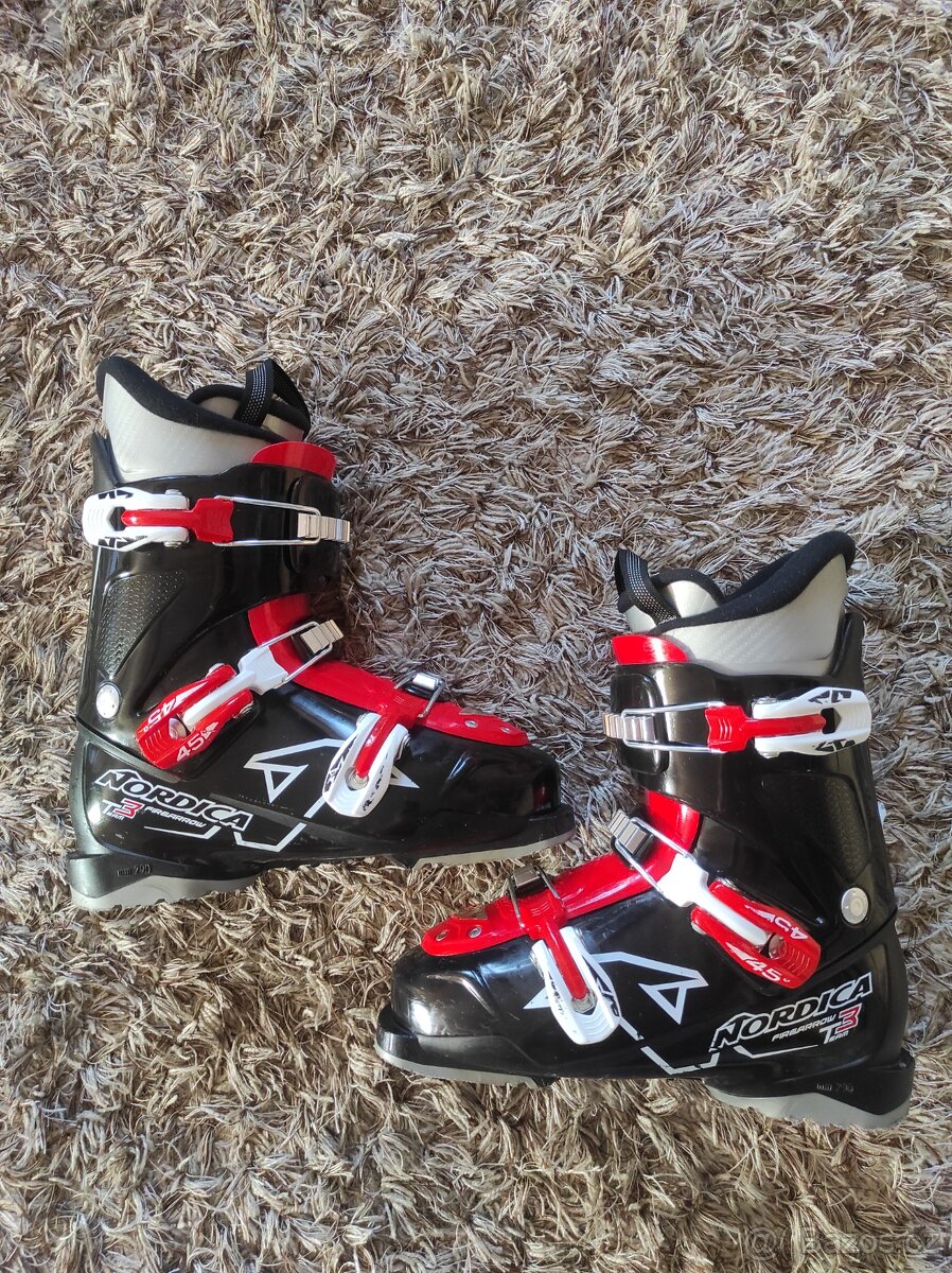 Prodám lyžařské boty Nordica velikosti boty 290 mm