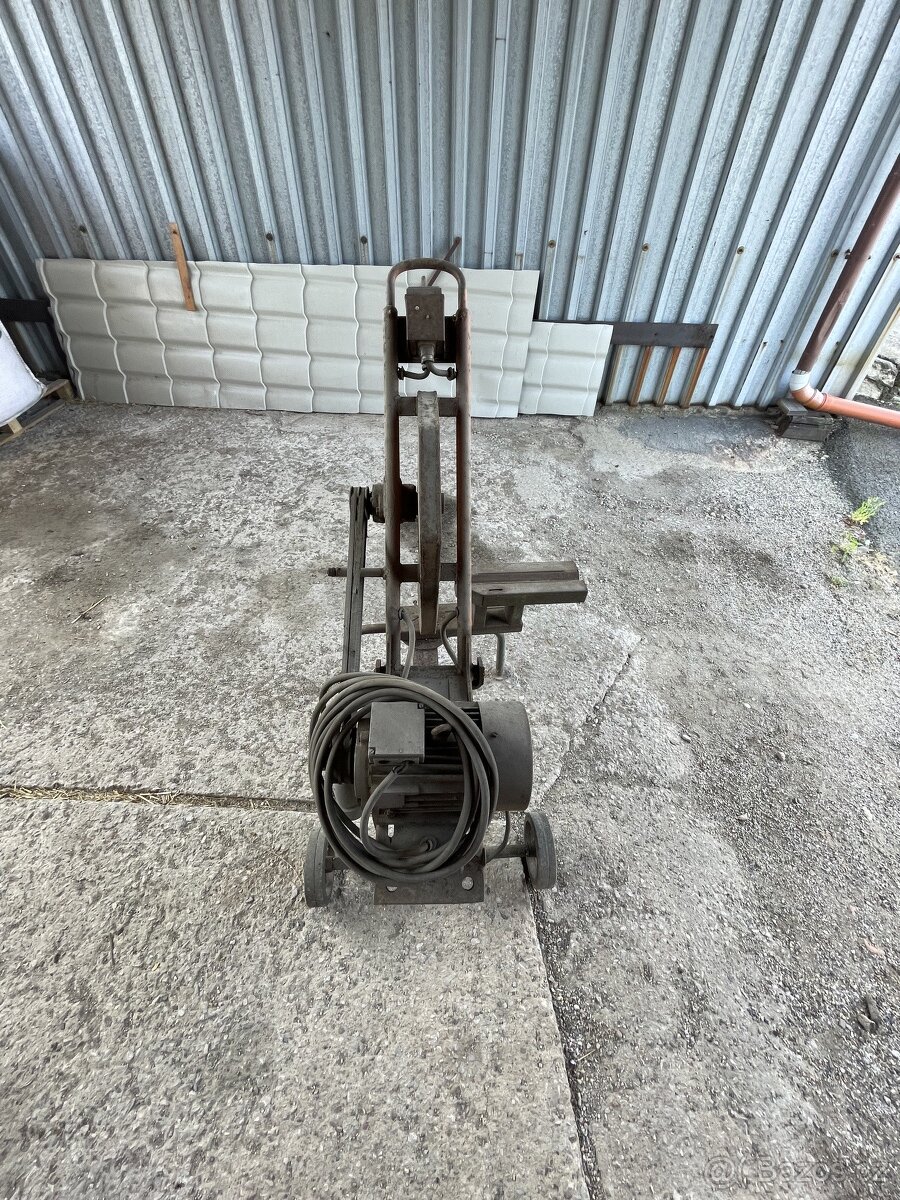 Kotoučová pila na kov