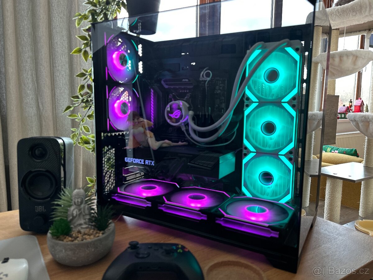 💻 Špičkové herní PC + mechanická klávesnice -myš