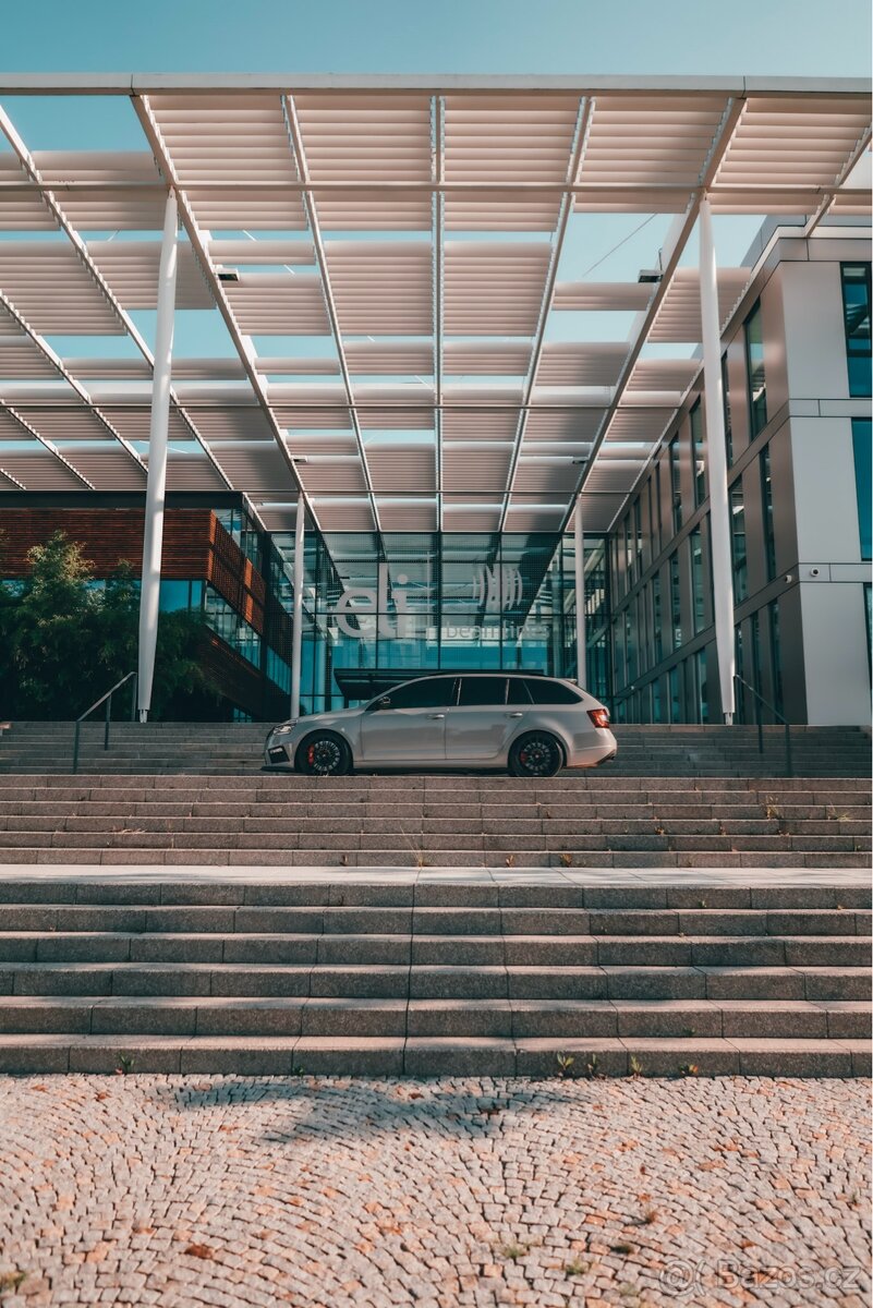 Škoda Octavia RS 245 Combi