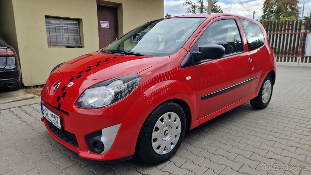 Renault Twingo 1.2i 55kw, r.v. 7/2011, STK do 5/2027