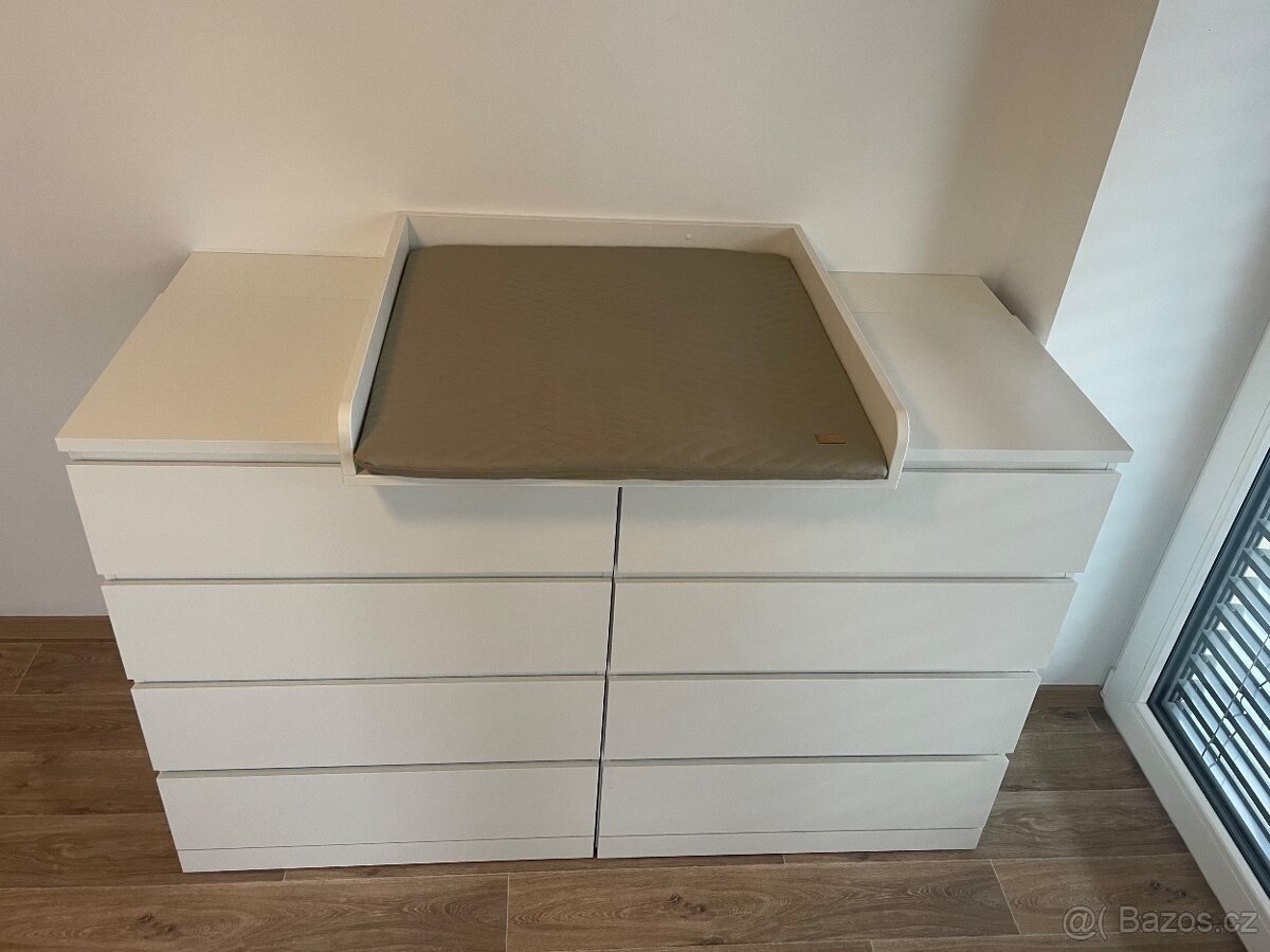 Převalovací pult + přebalovací podložka