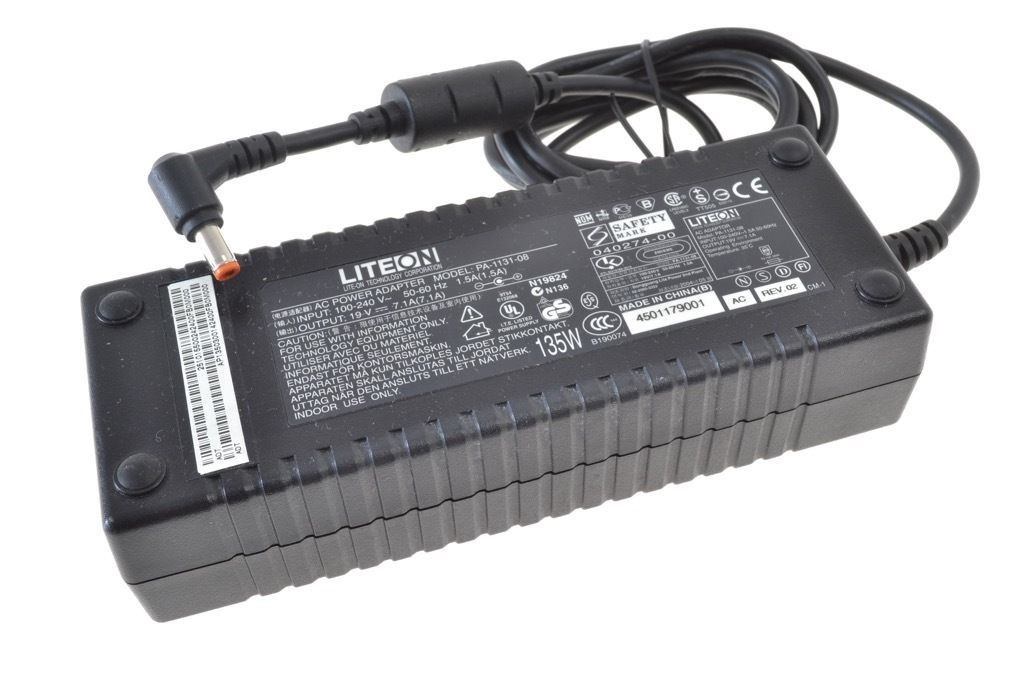 Originál adaptér ACER 135w 2ks