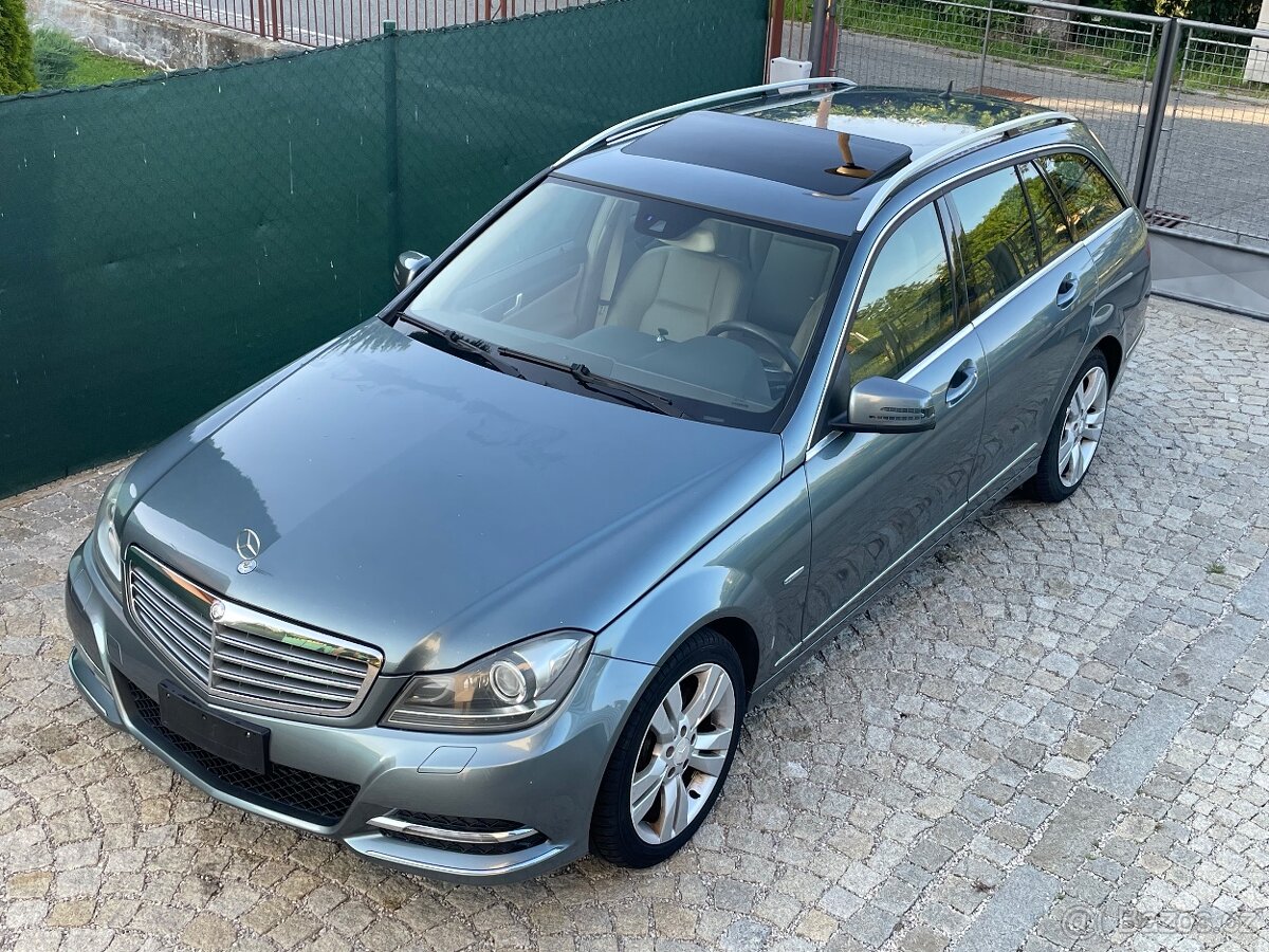 Mercedes-Benz C200 2.2 CDI Elegance W204 facelift