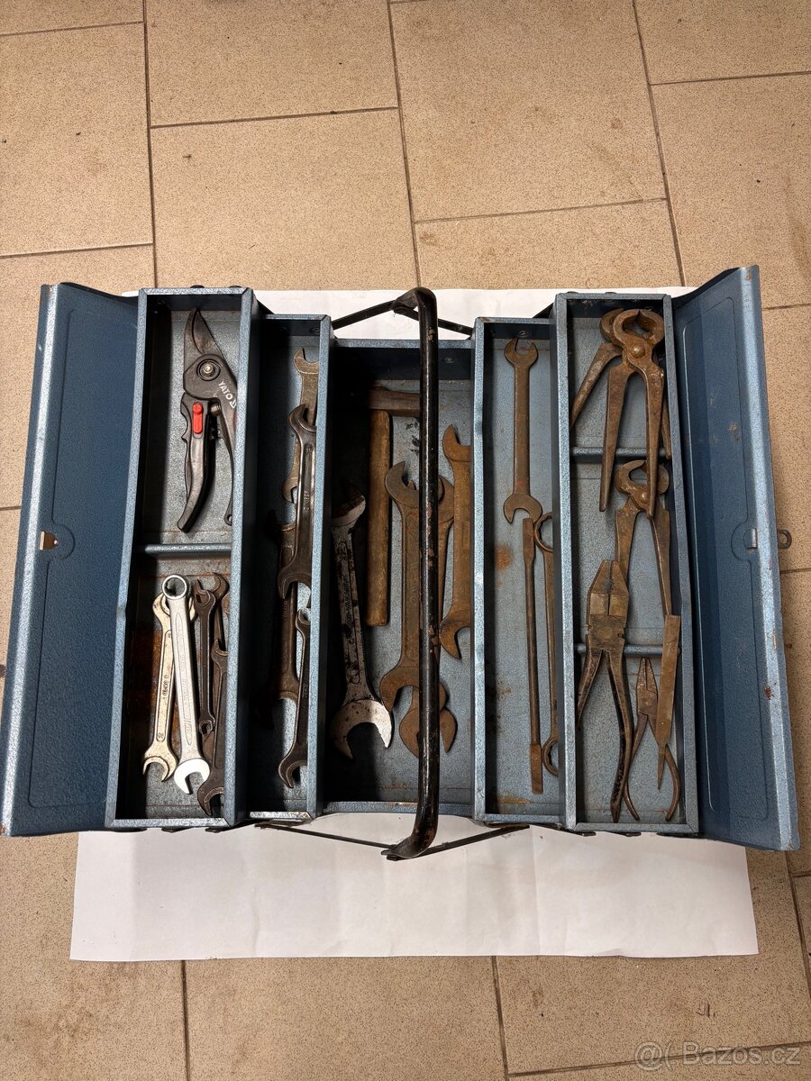 Organizer - box na naradi i s naradim