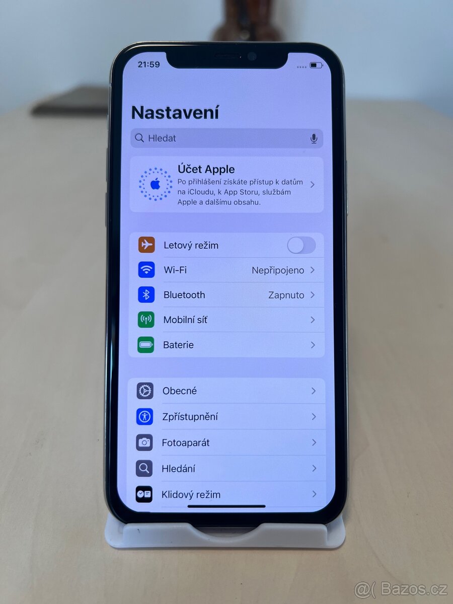 iPhone 11 Pro 64 GB, bílý