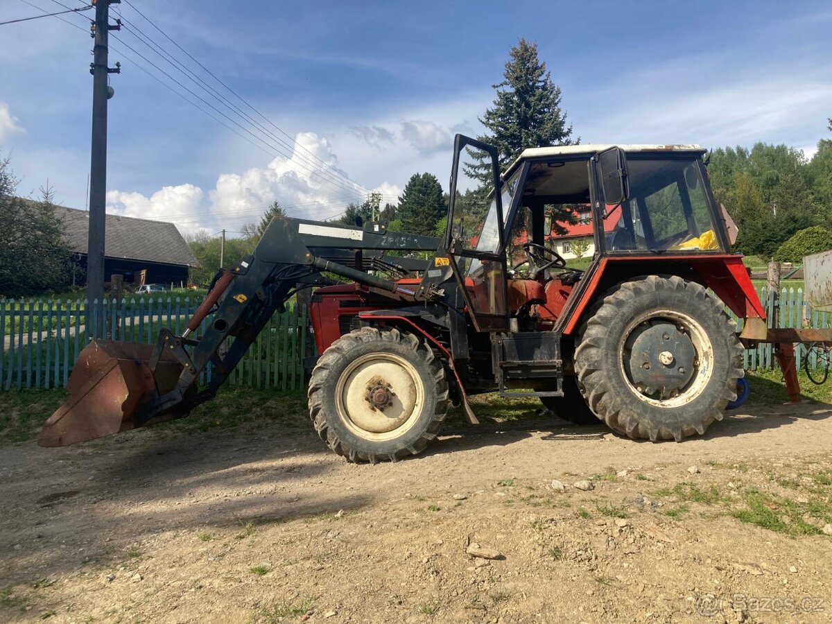 Traktor Zetor 5748