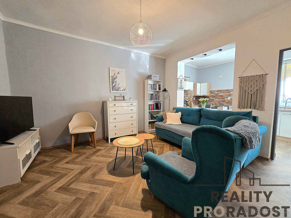 Prodej rodinného domu 3+1, 85m2, s garáží a pozemkem 1534m2,
