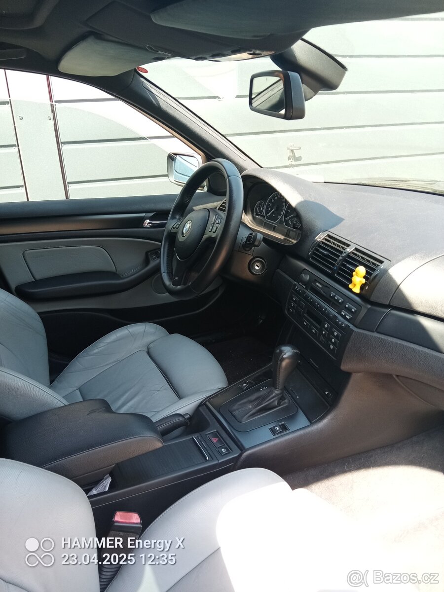 BMW E46 325 i 2.5 benzín.