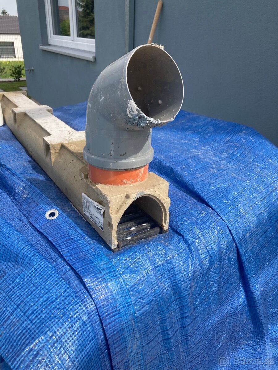 Betonovy zlab s litinovou mrizi 5ks