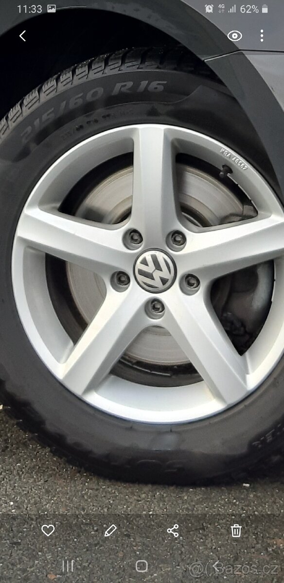Prodám zimní pneu 215/60R16