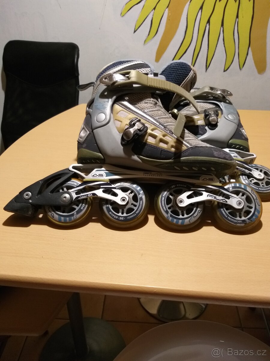 Kolečkové brusle zn.Fila vel.39